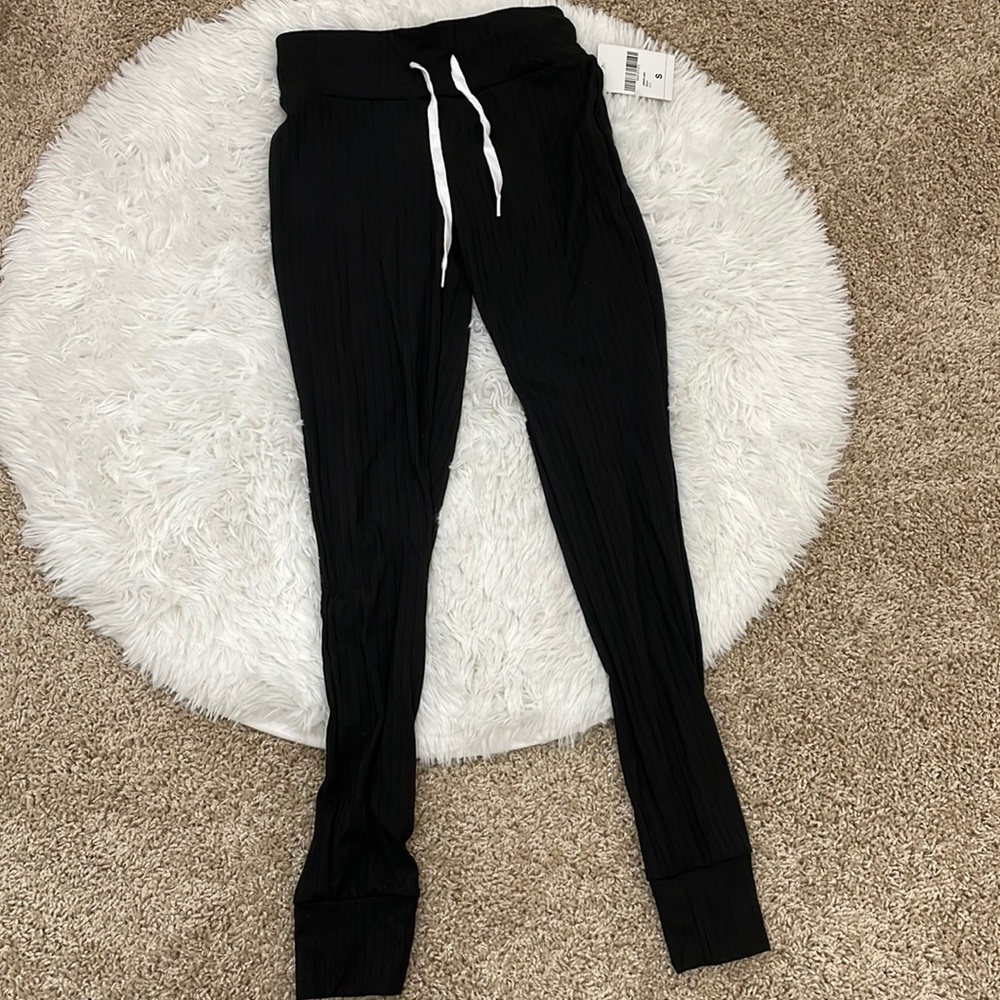 Black lounge pants